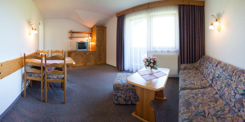 Pension Roasthof Neustift im Stubaital Room photo